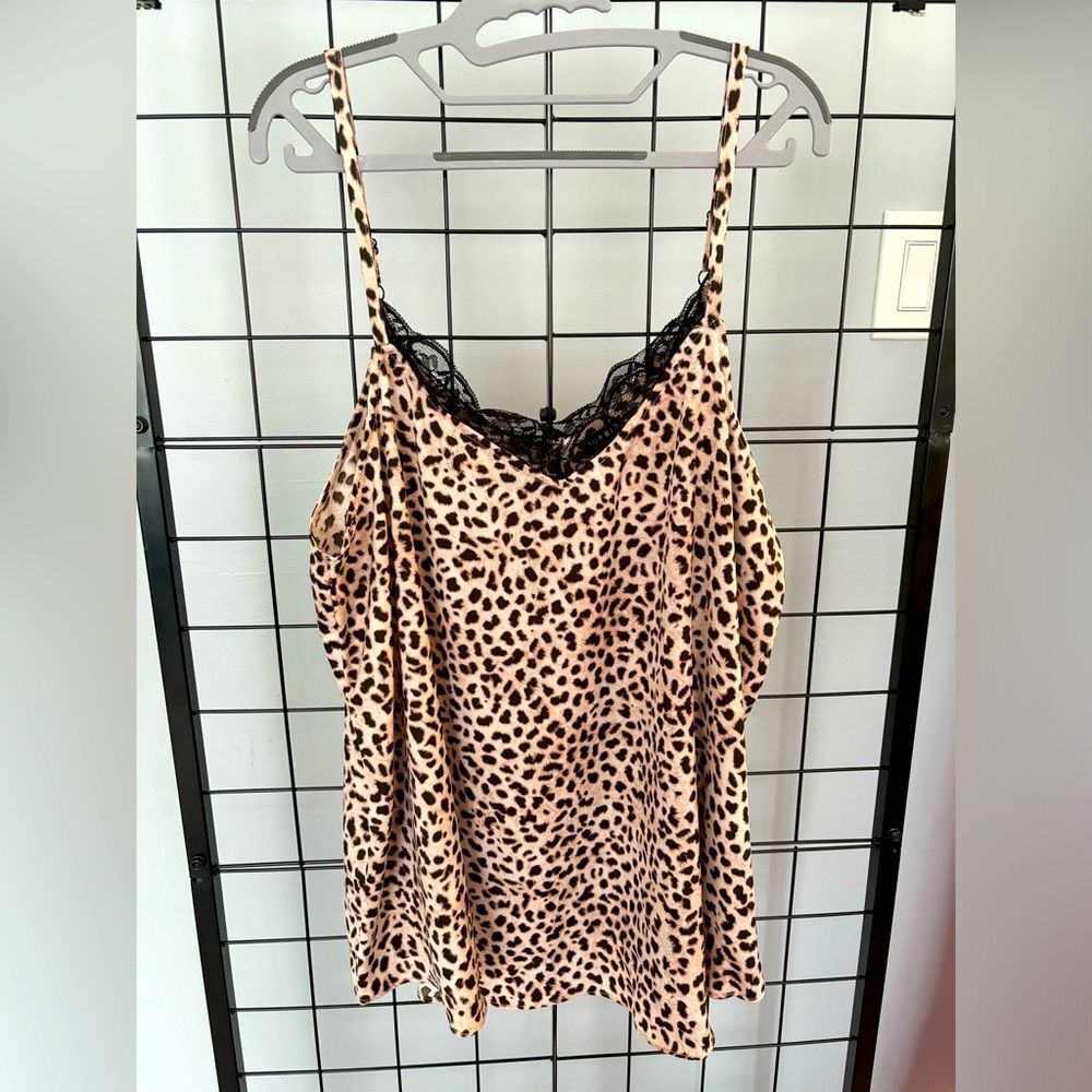 Torrid Cheetah Print Cami with Adjustable Straps EUC